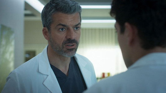 Image Doc In Your Hands 4