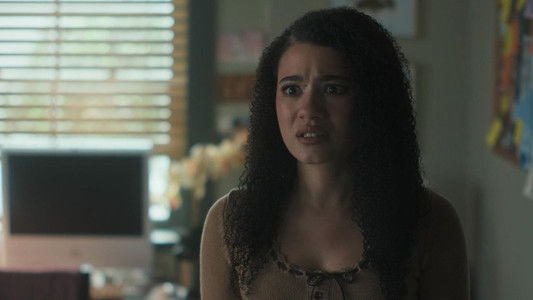 Image Tell Me Lies 4