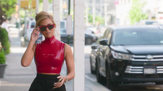 Image Selling The City 4