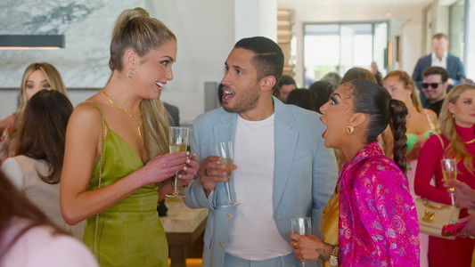 Image Selling the OC 1