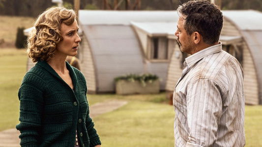 Image Ten Pound Poms 4