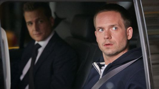 Image Suits. La ley de los audaces 4