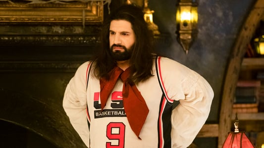 Image Lo que hacemos en las sombras 10