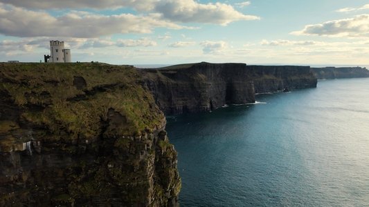 Image The Reluctant Traveler With Eugene Levy 6