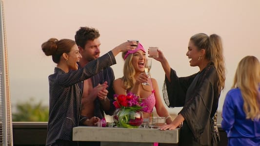 Image Selling the OC 8