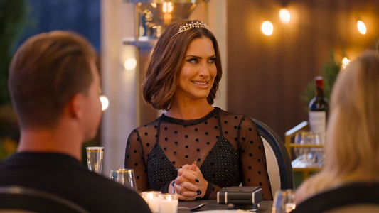 Image Selling the OC 6