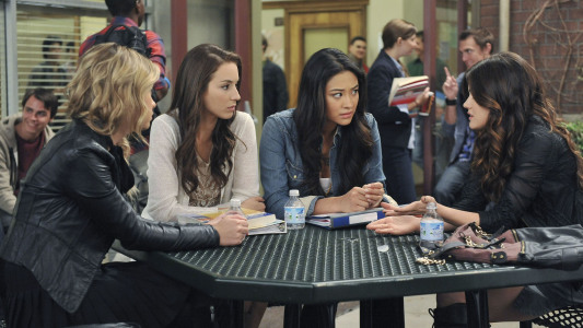 Image Pequeñas Mentirosas (Pretty Little Liars) 17