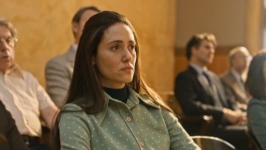 Image The Crowded Room 9